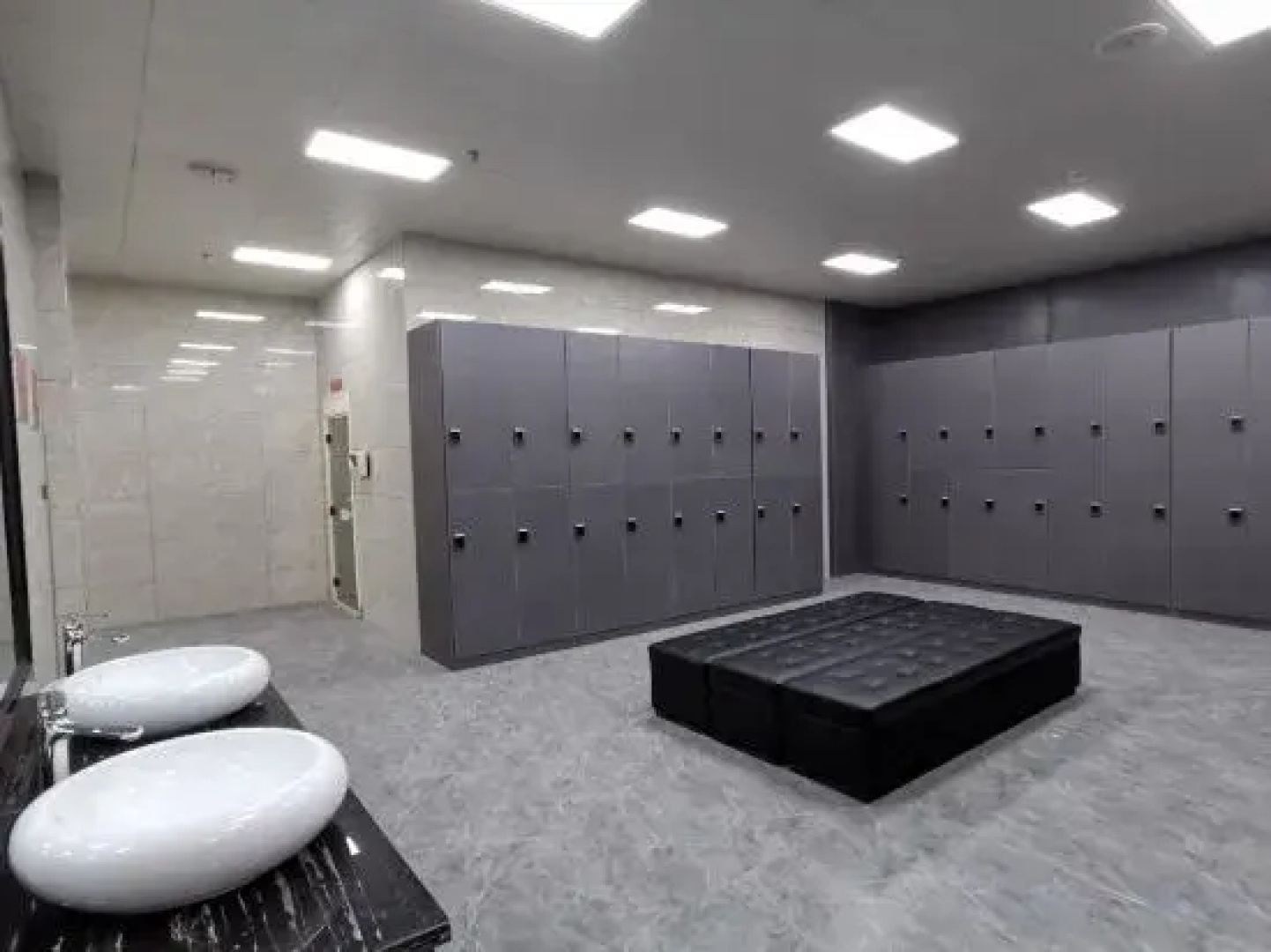 Huoerguosi Yingbin Guest House