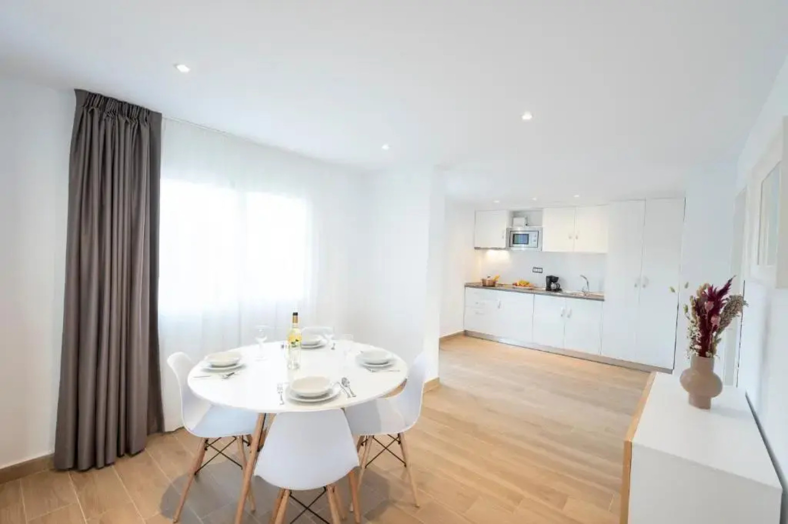 Apartamentos Blancosol