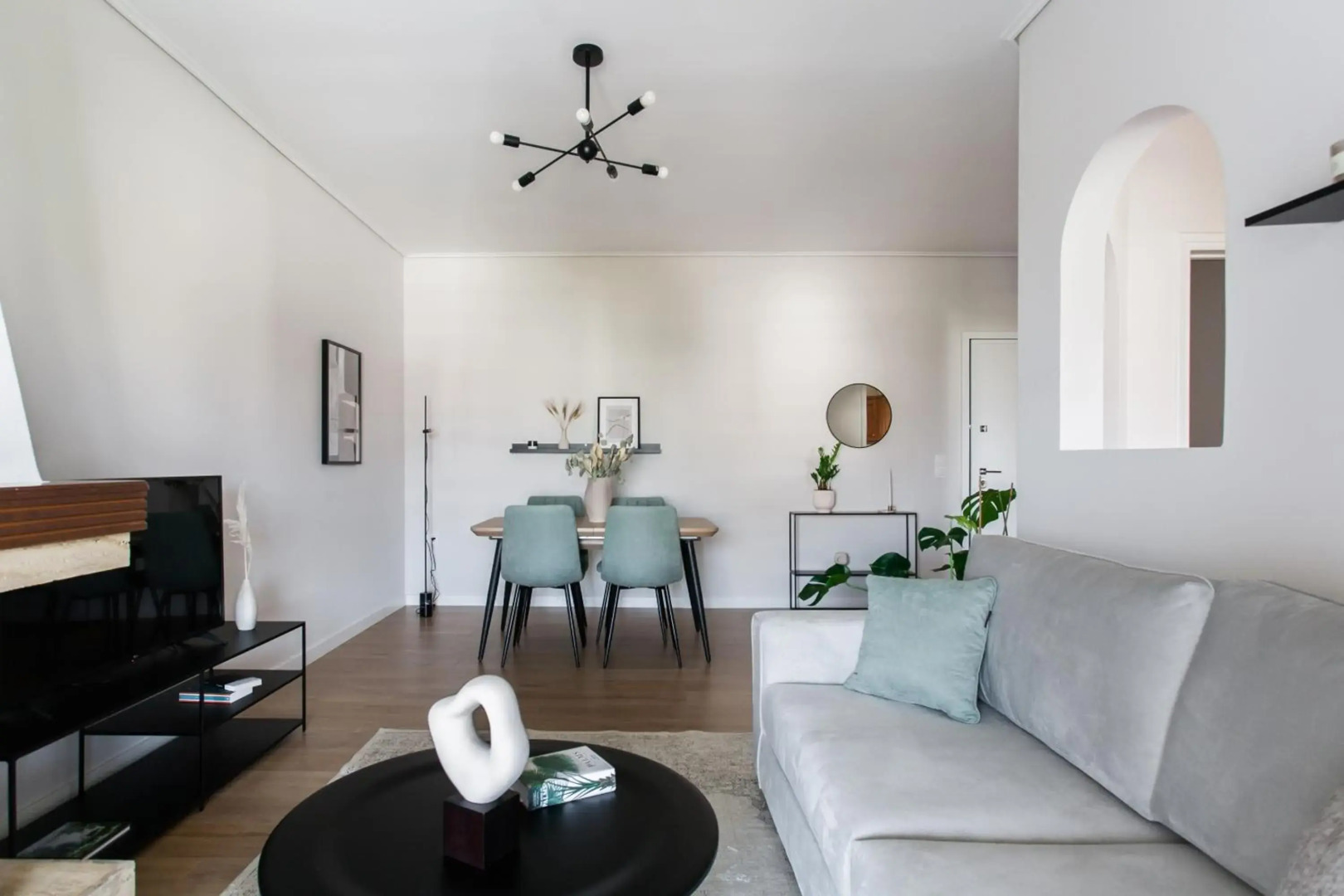 Signature 2BR Apartment in Marousi by UPSTREET