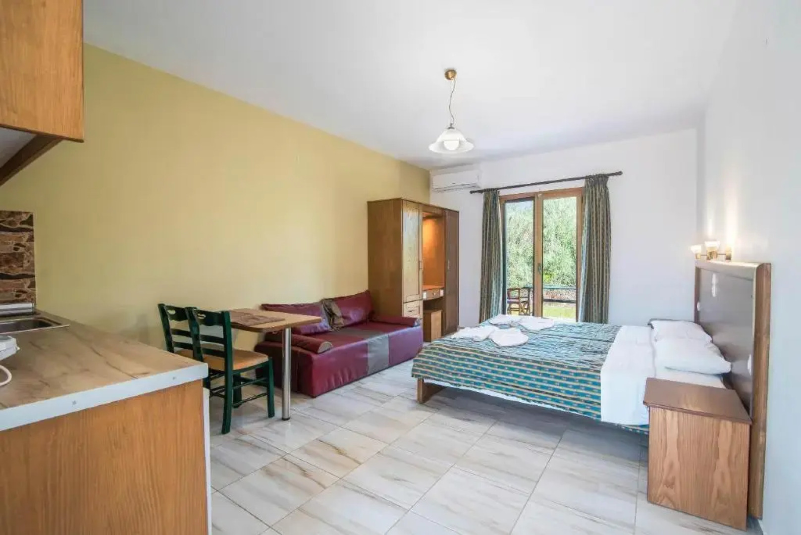 Mirage Arillas Studio Type C16