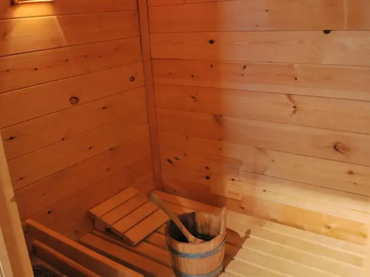 Modern Holiday Home in Somme-leuze With Sauna