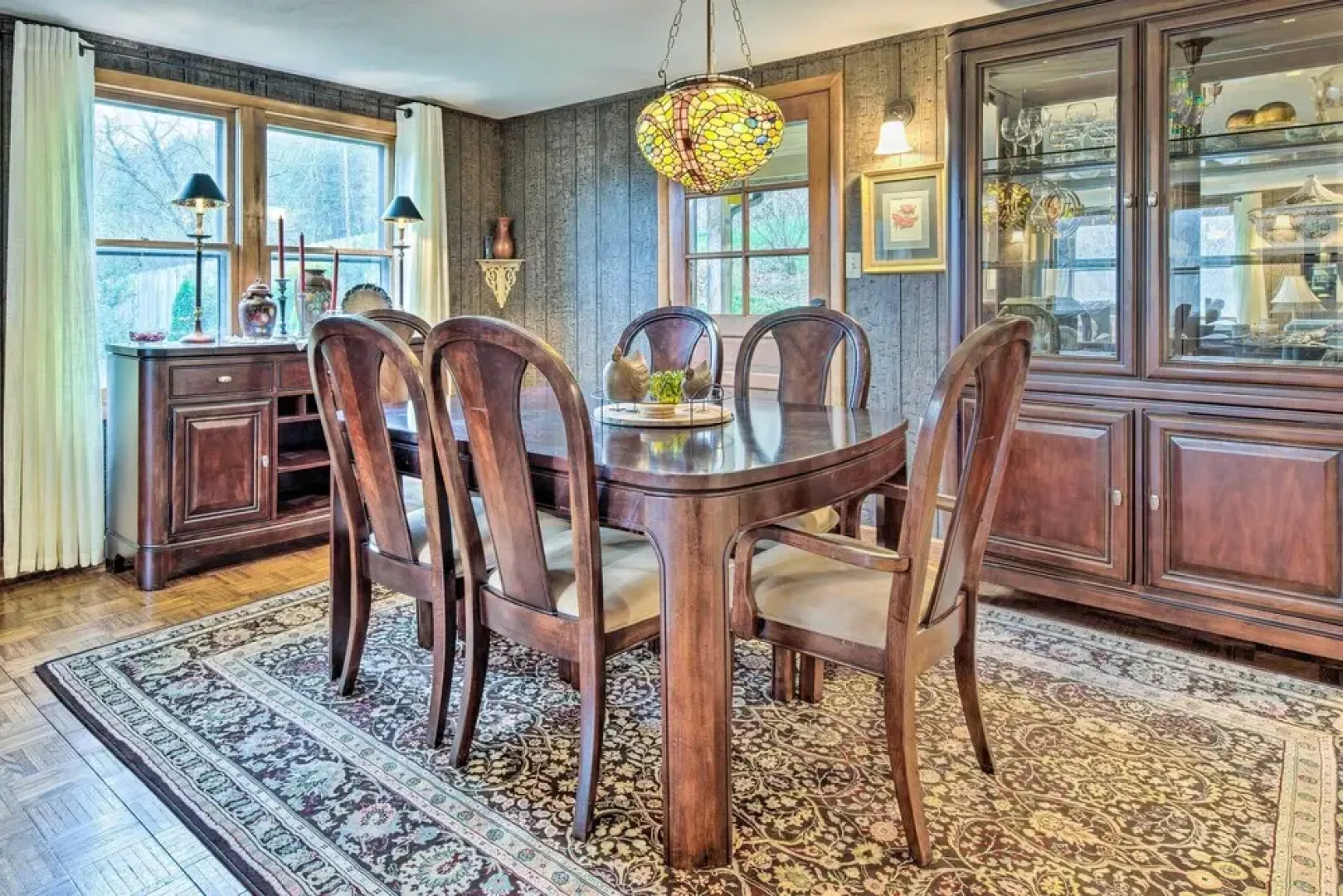 Horse Shoe Getaway - Porch, Grill & Fire Pit!