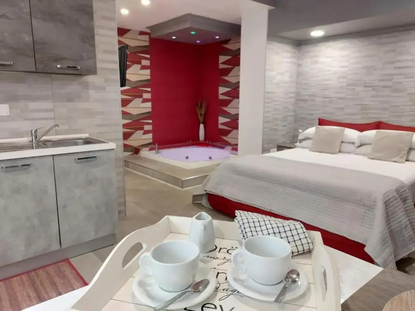 Sweet Home & Wellness Luxury Apartment