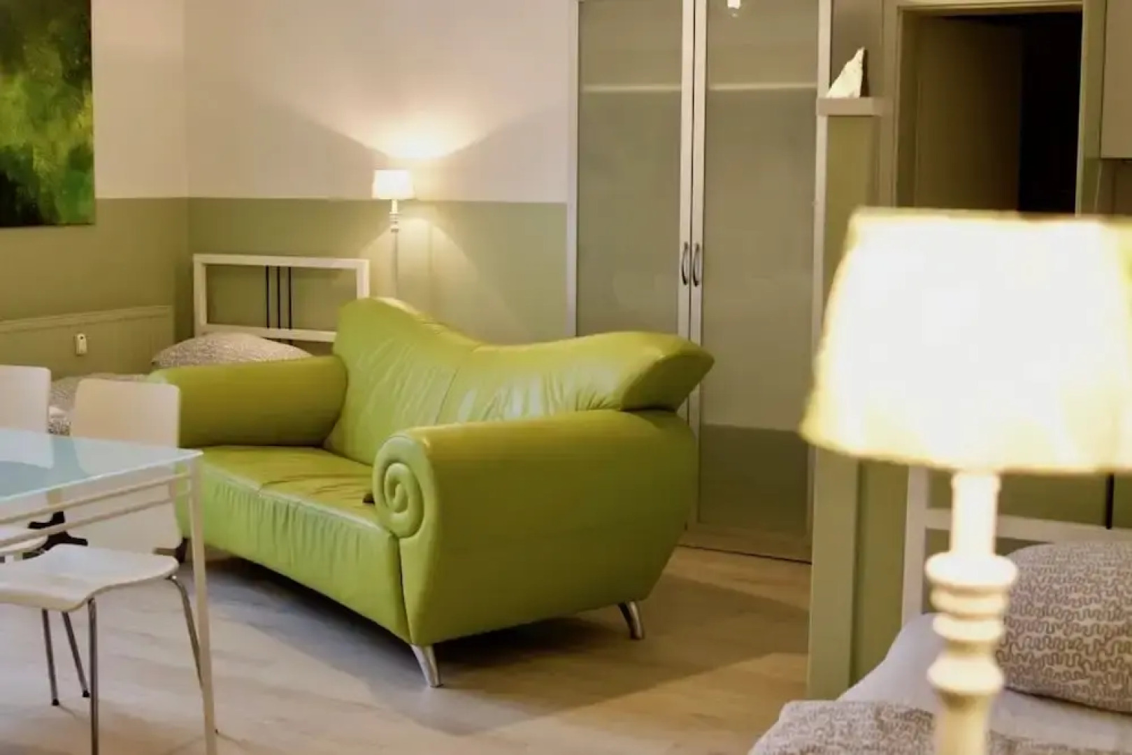 a-domo Apartments Mülheim - Apartments, Lofts & Hostel Rooms - short or longterm - single or grouptravel