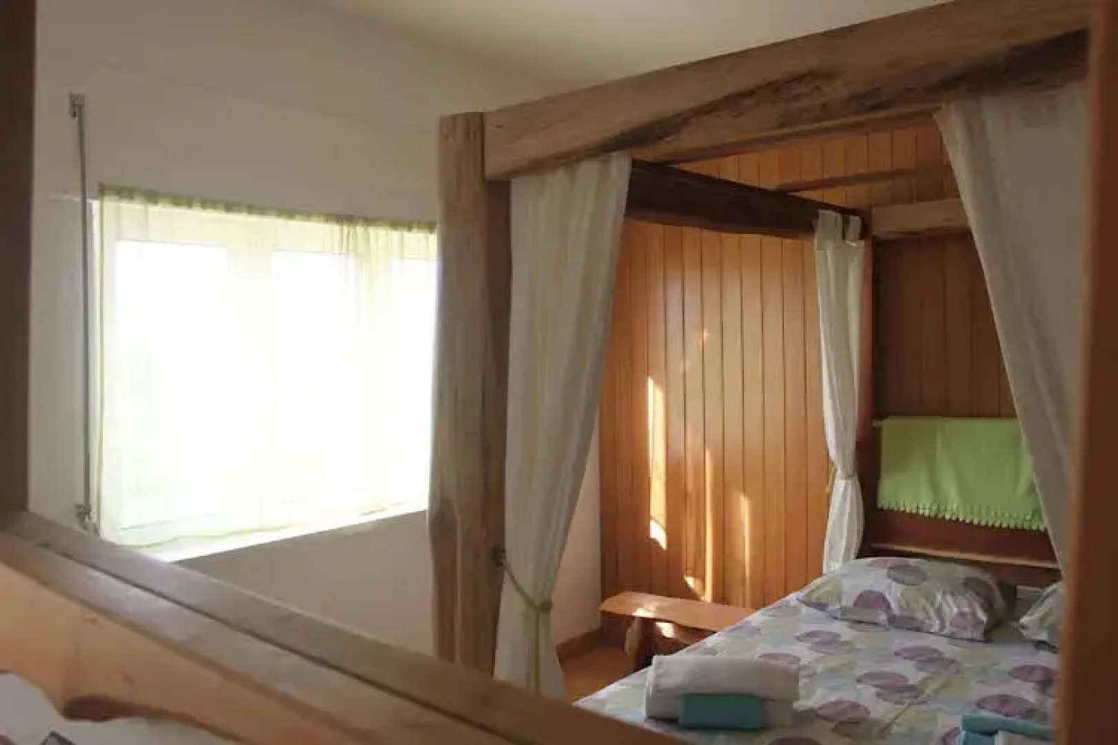 Almagreira Surf Hostel