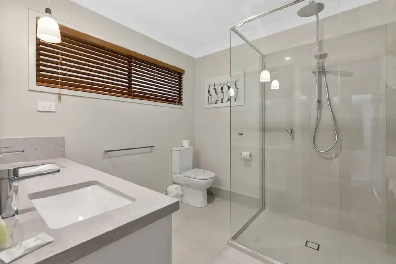 Sundance, Pet Friendly Beach House In Peregian! 59 Lorikeet Drive