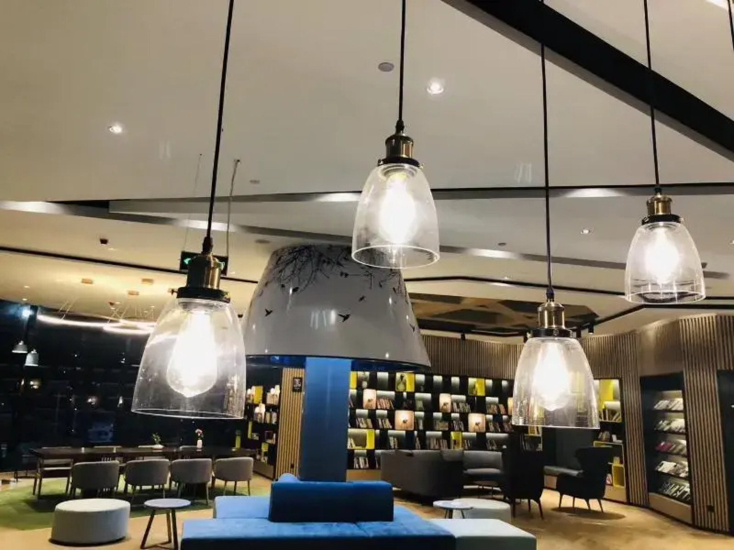 Orange Hotel Shenzhen Qianhai Bihai Bay