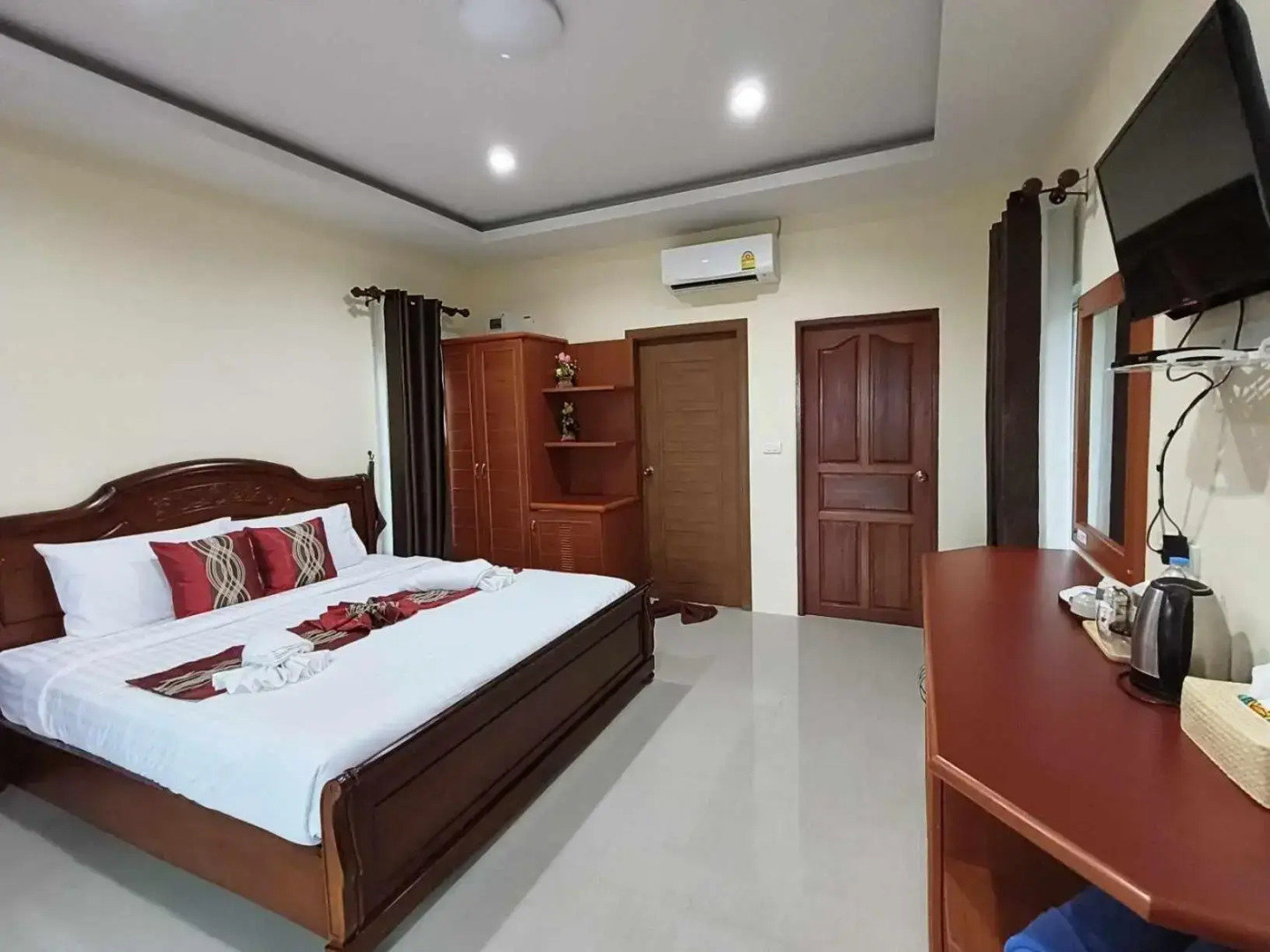 Sunrise Beach Koh Yao Resort