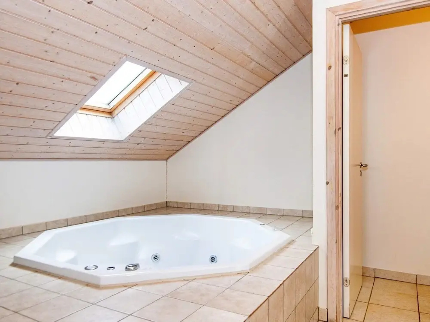 12 Person Holiday Home in Ebeltoft