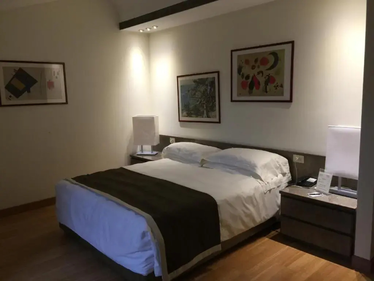 Отель Romana Residence