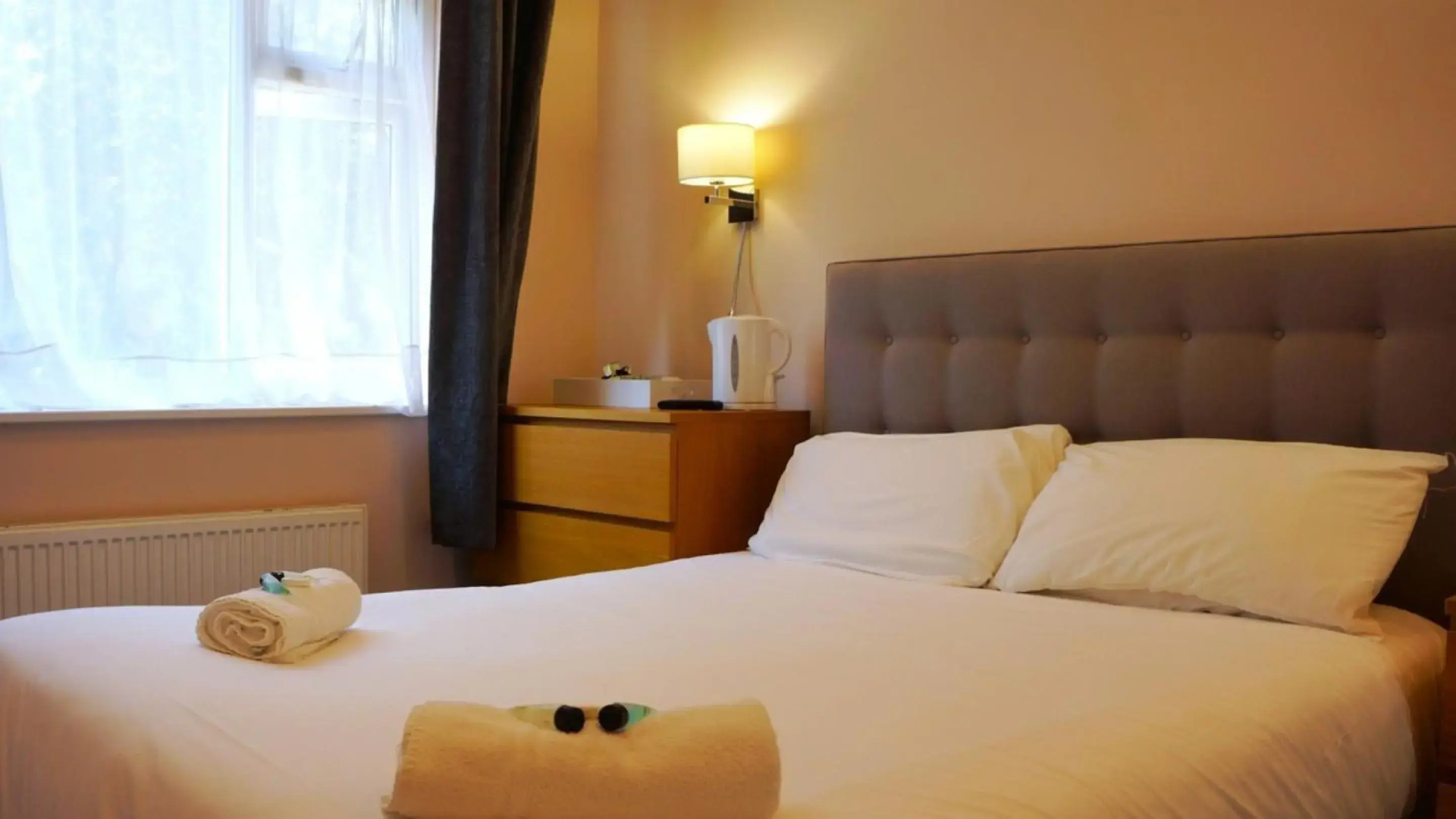 OYO Oban Hotel