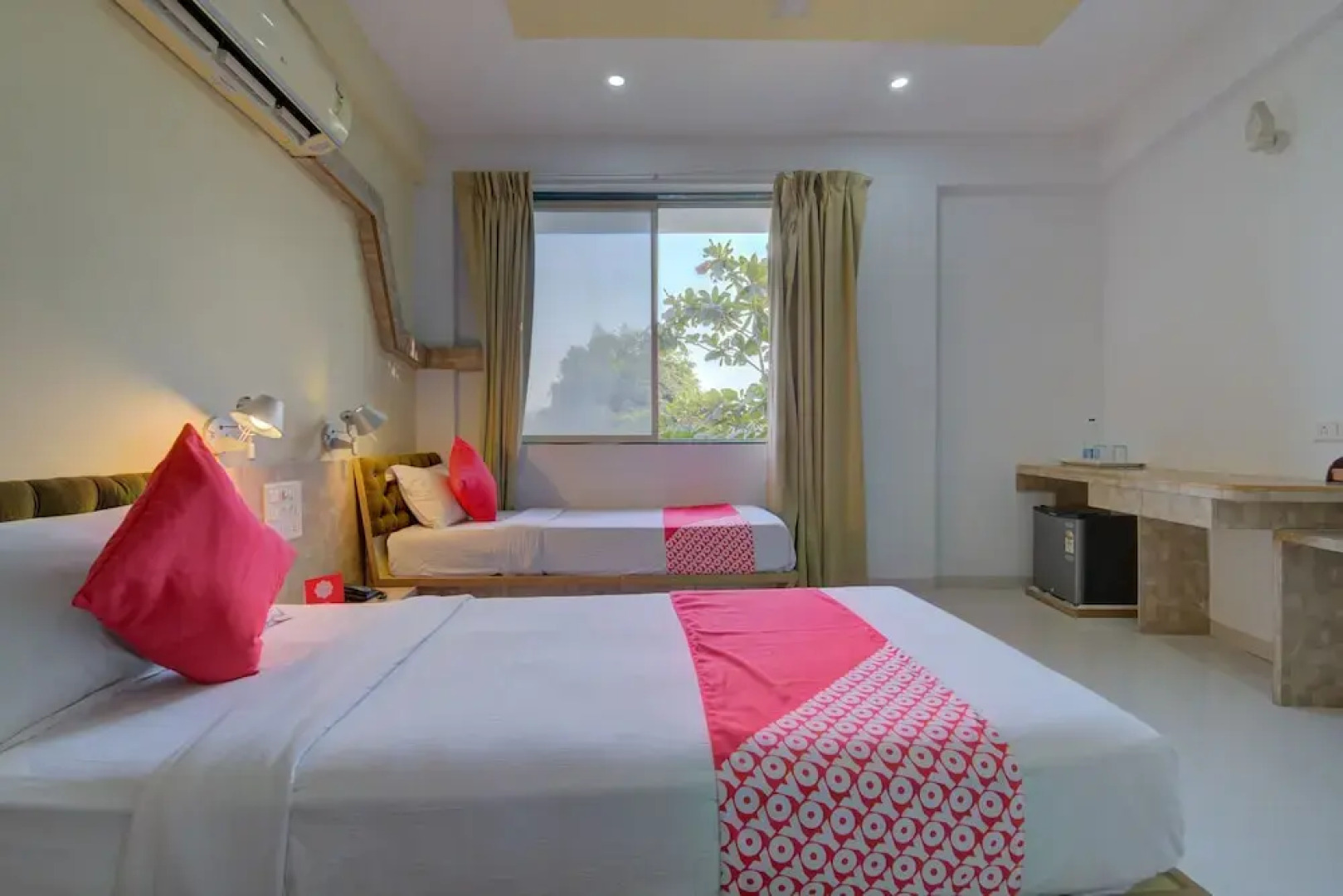 OYO 27740 Anantha Residency