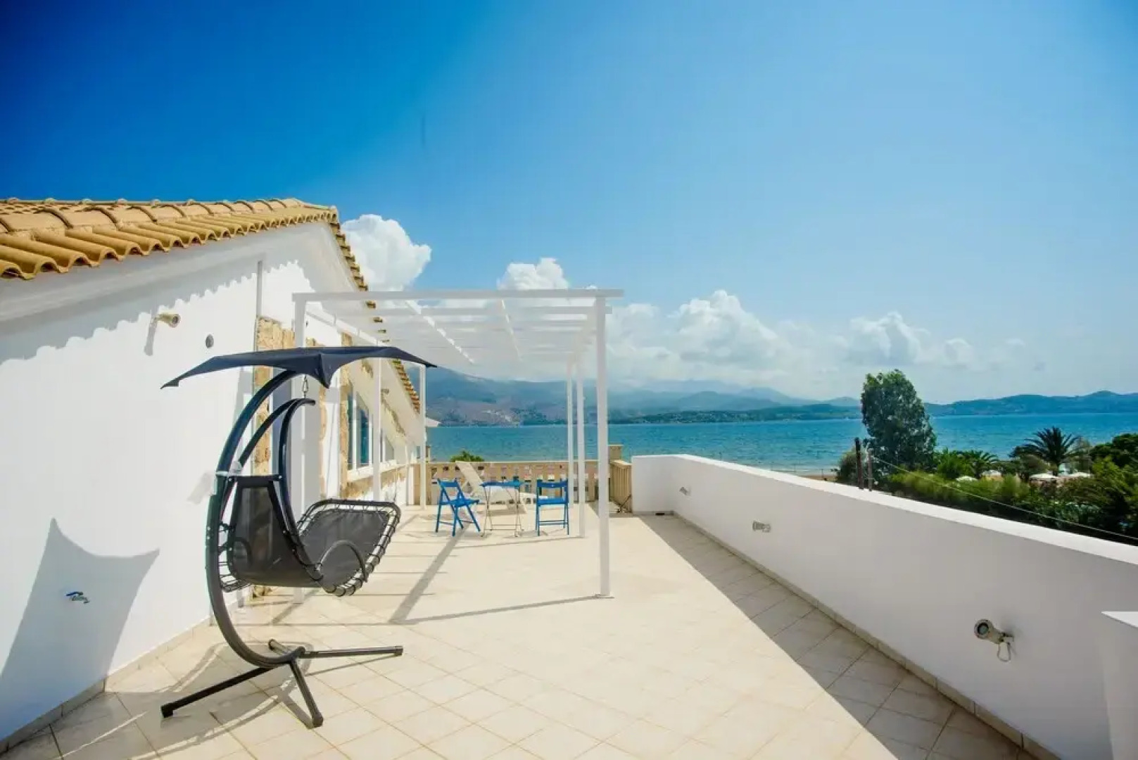 Xenia Ionis Luxury Concept Apartments