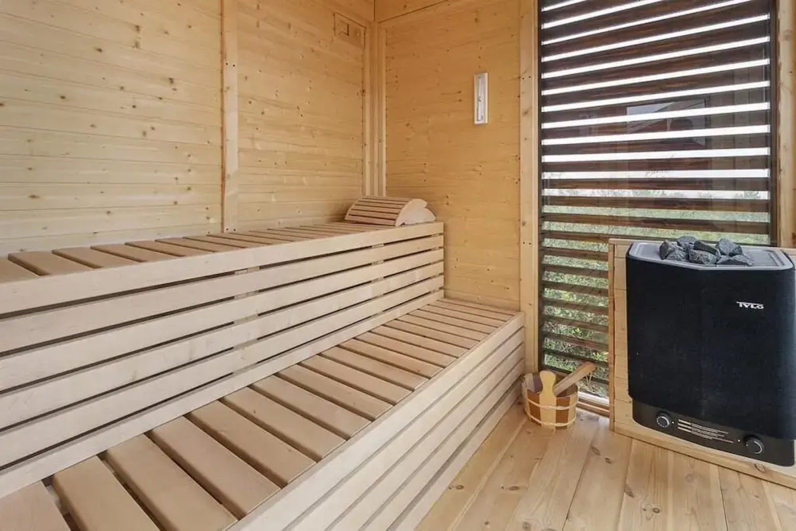 Log Cabin and Guest House