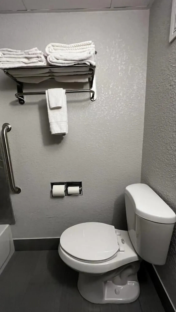 Quality Inn Newton at I-80