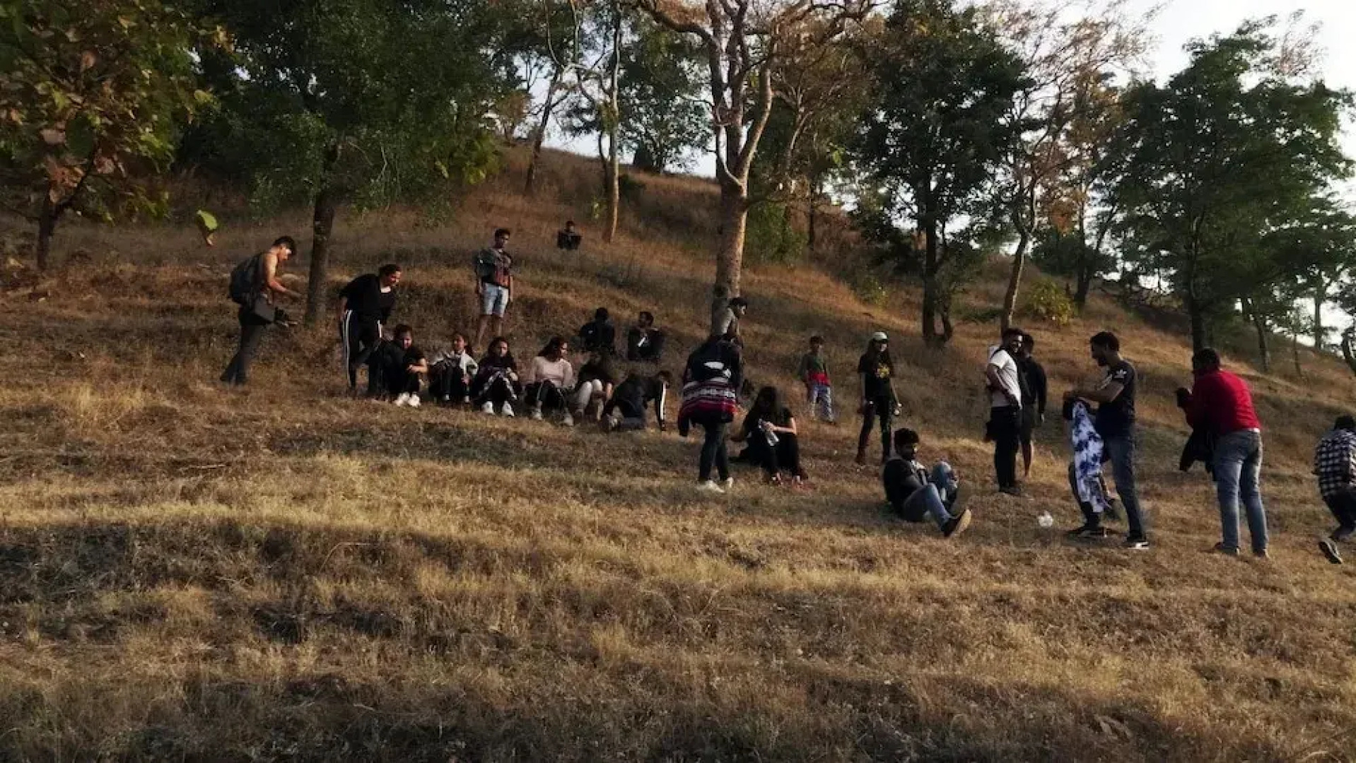 Moustache Kamp Kalakund