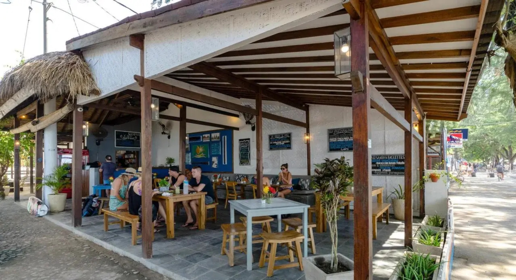 Bale Sampan Bungalows