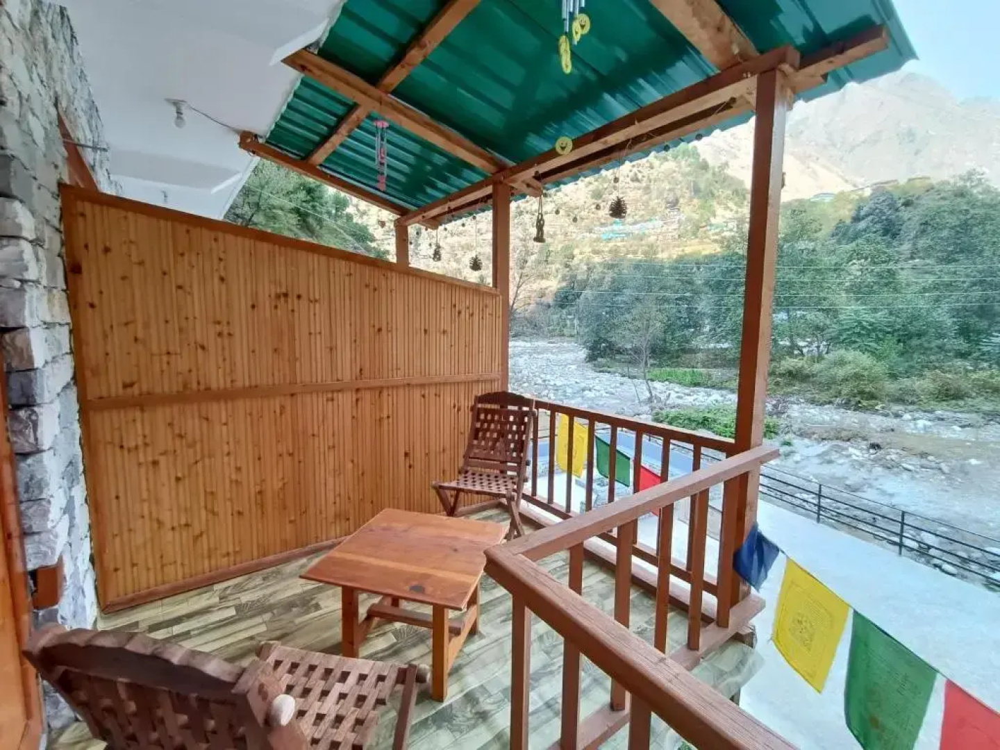 Sharda Resort-Tirthan Valley