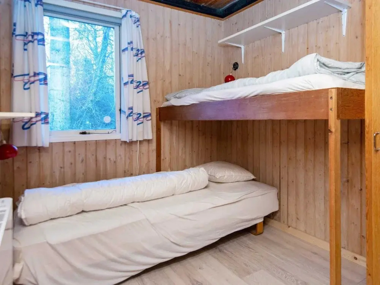Tranquil Holiday Home in Glesborg with Hot Tub & Sauna