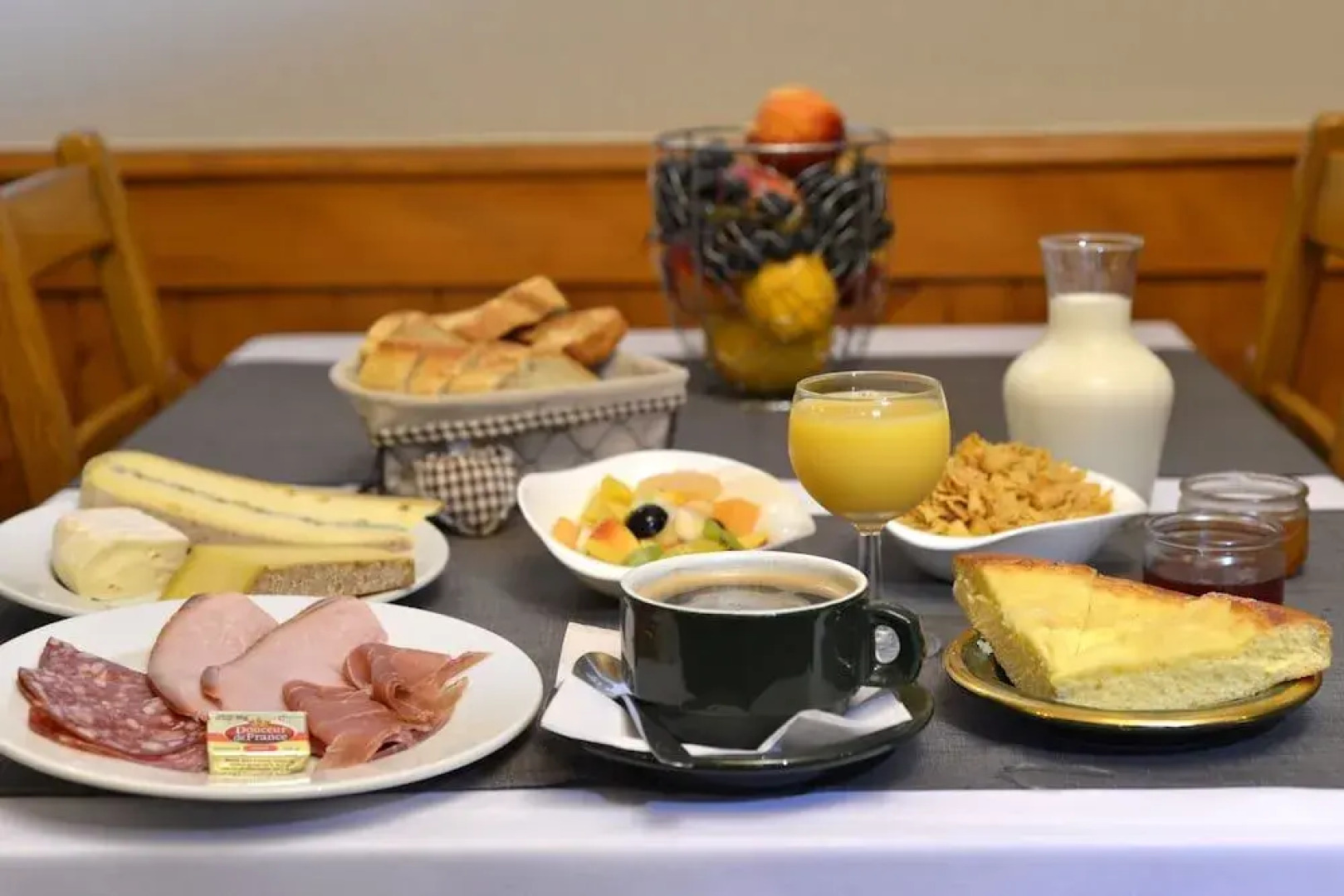 Hotel Le Sire De Joux