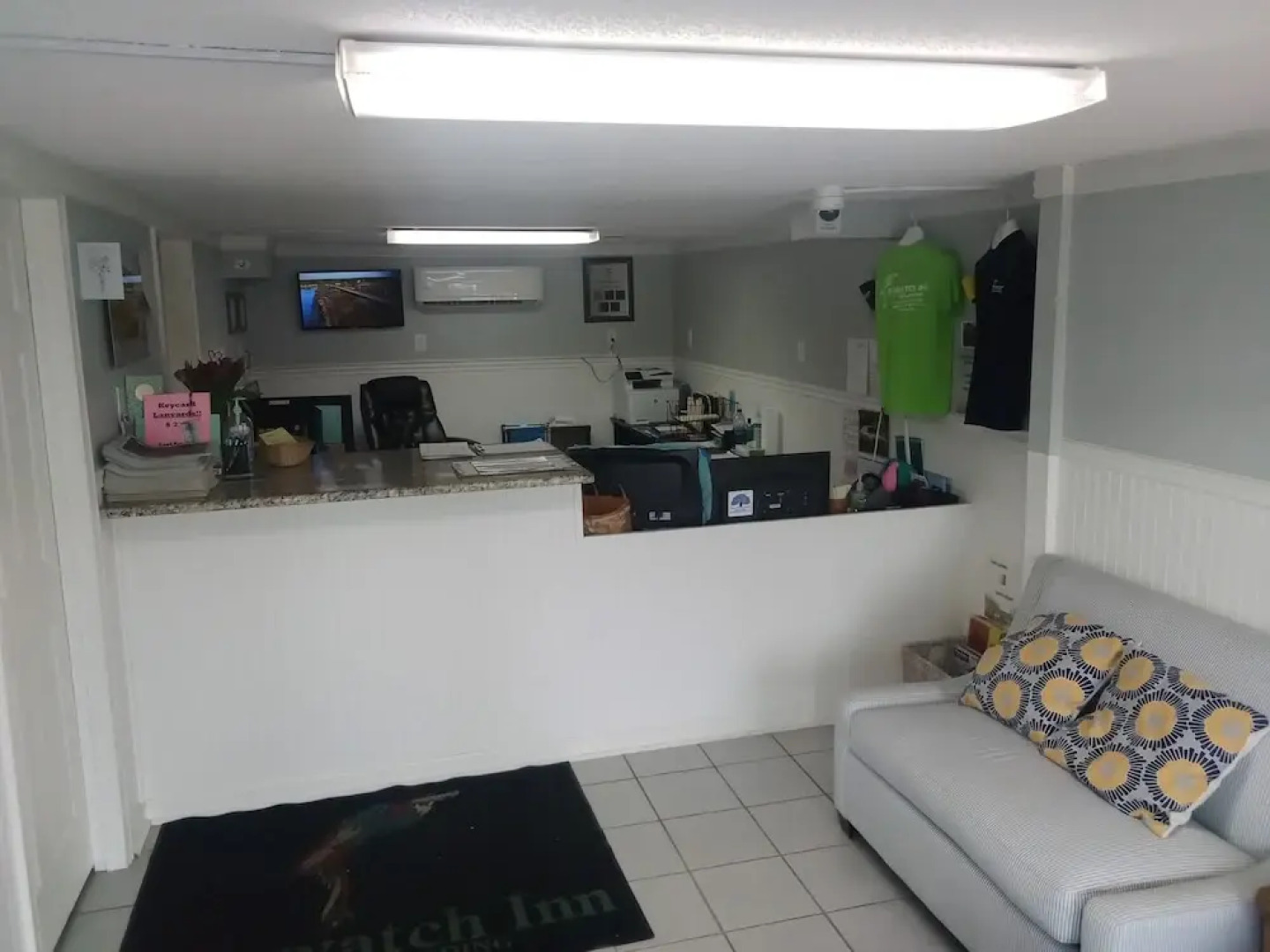 Taranova at Seawatch Inn