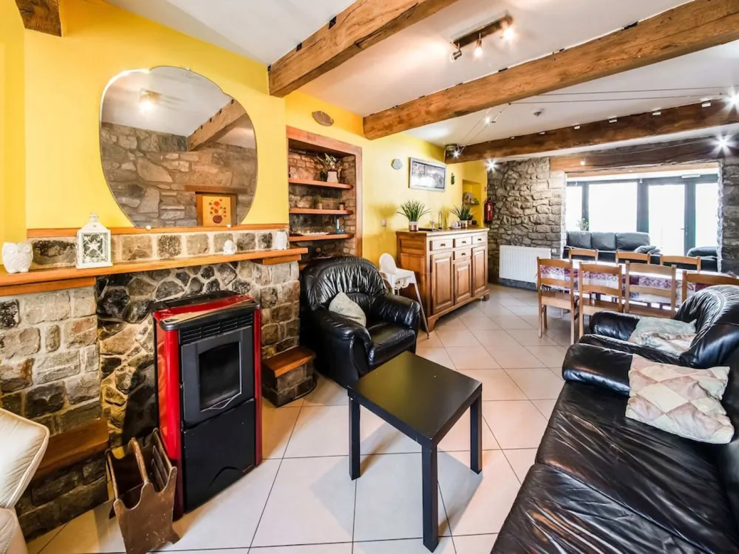 Stone Cottage with Sauna & Hot Tub near Cave of Lorette in Rochefort