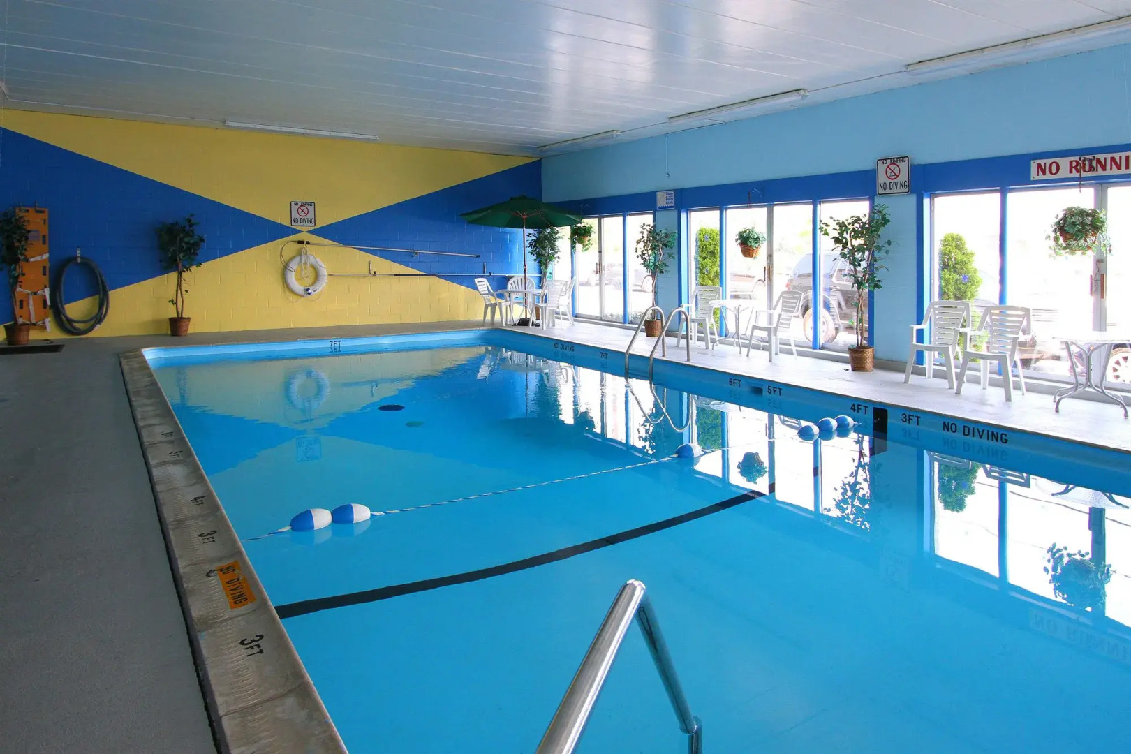 Ocean Street Inn on Hyannis Harbor