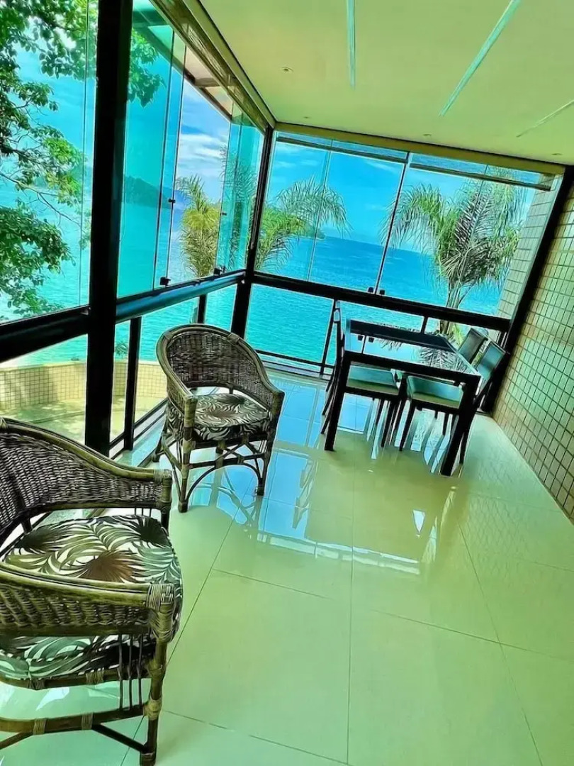 Apt Luxo ao lado da Praia no Porto Real