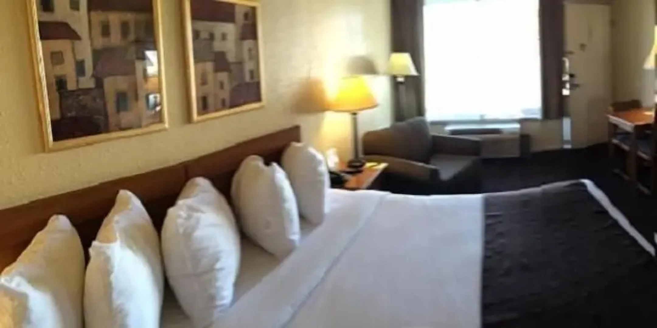 Whitten Inn University