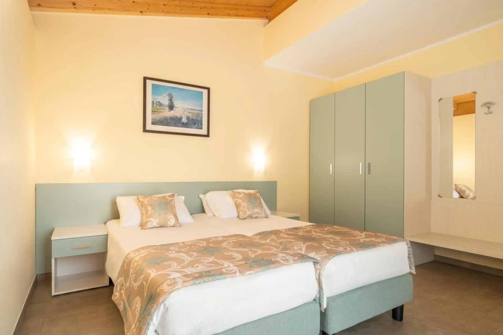 Residence Dany Appartamenti Con Cucina Vista Lago Piscina E Parcheggio