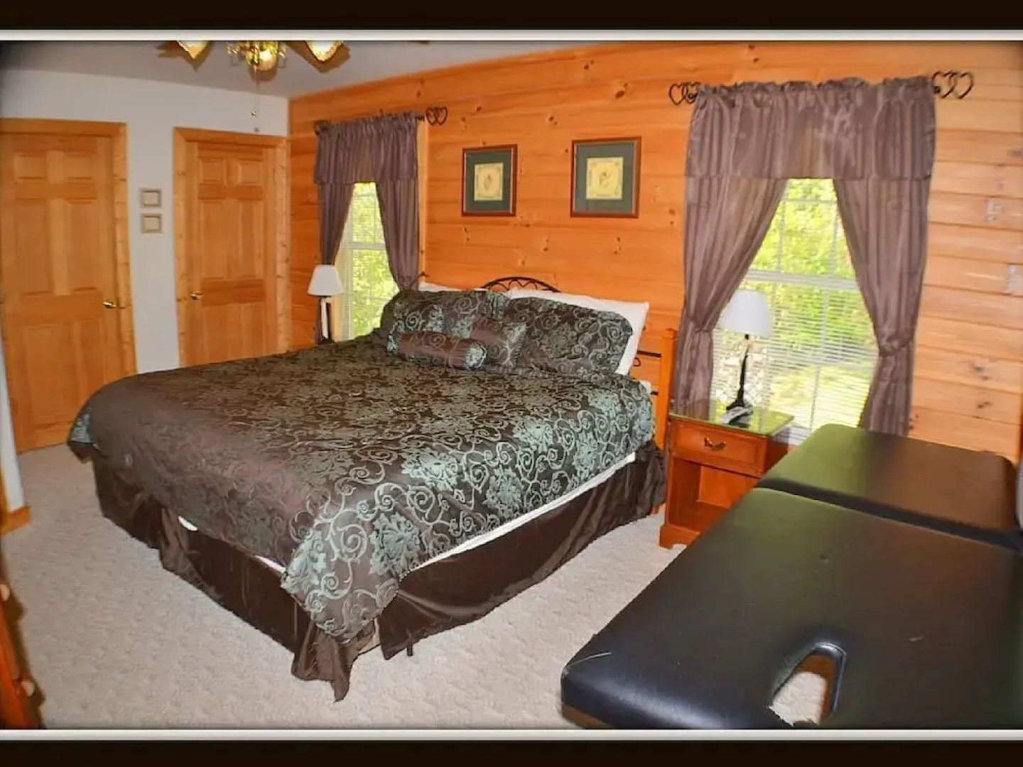 Amore Mountain Retreat - 1 Br cabin by RedAwning