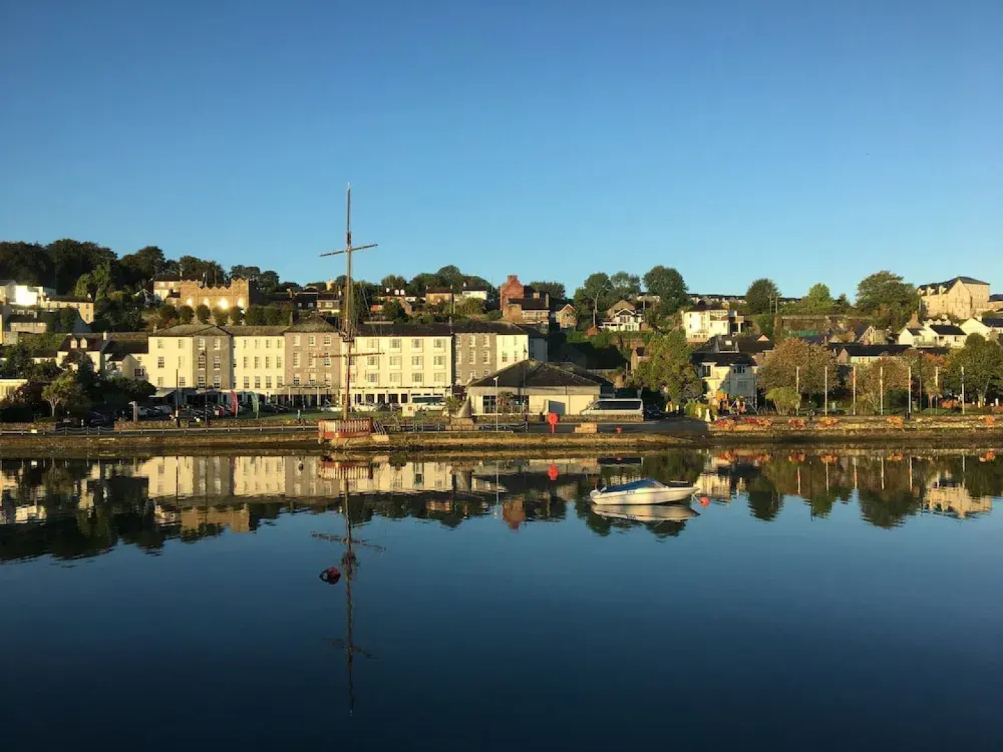 Actons Of Kinsale