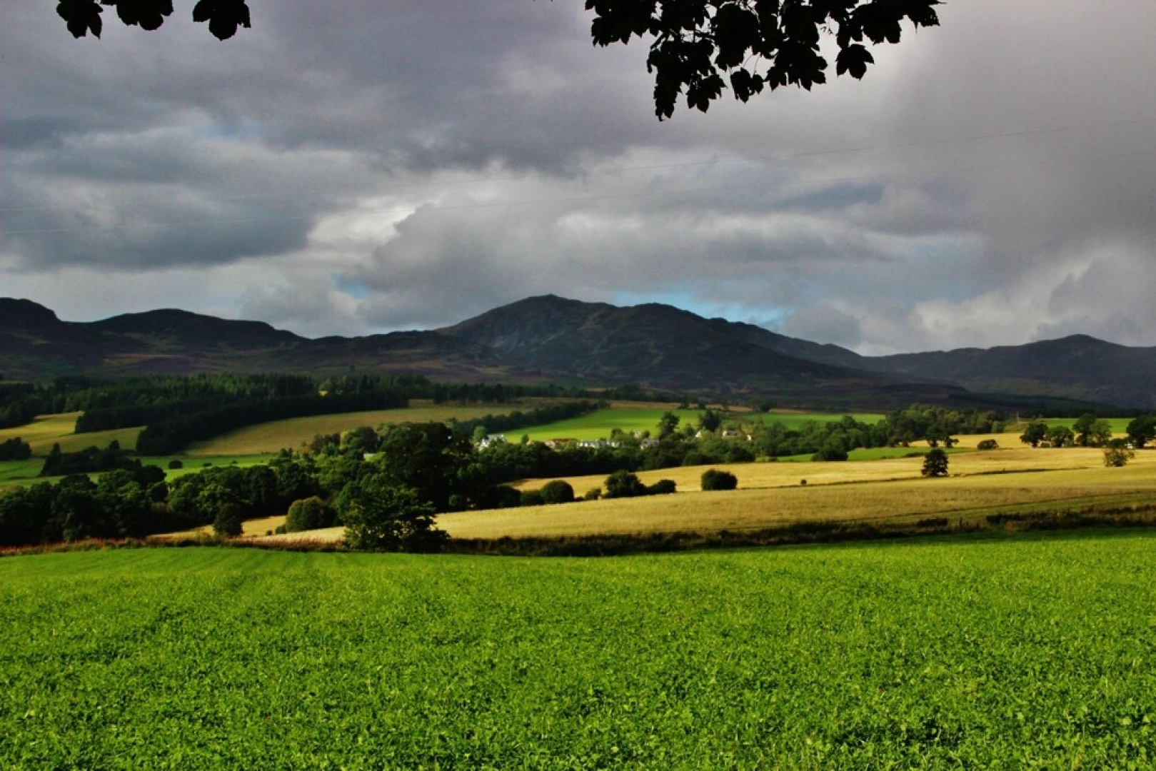 Tigh Na Cloich House