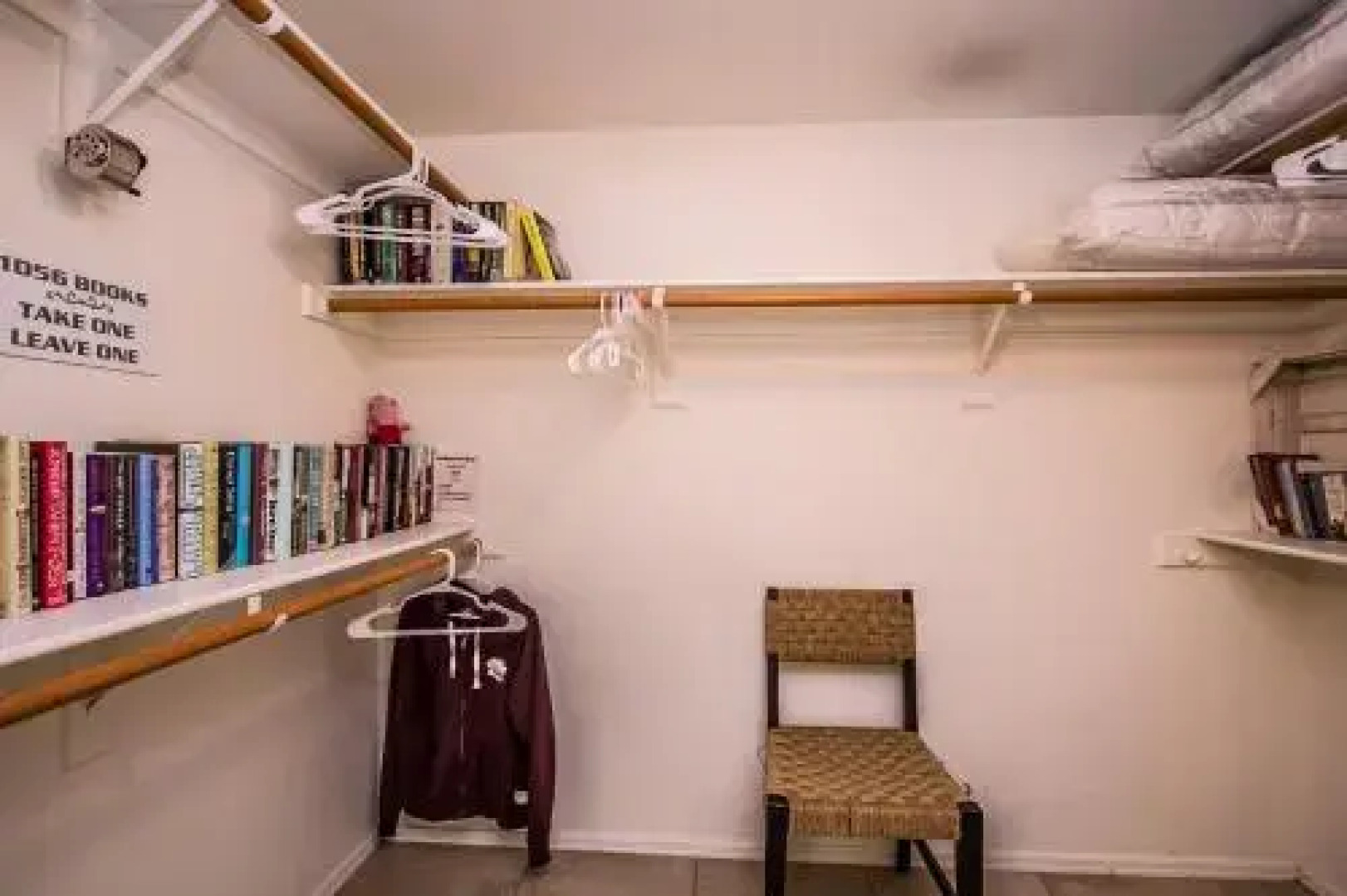 Private Resort Community Surrounded By Mountains w/3 Pool-Spa Complexes, ALL HEATED & OPEN 24/7/365!