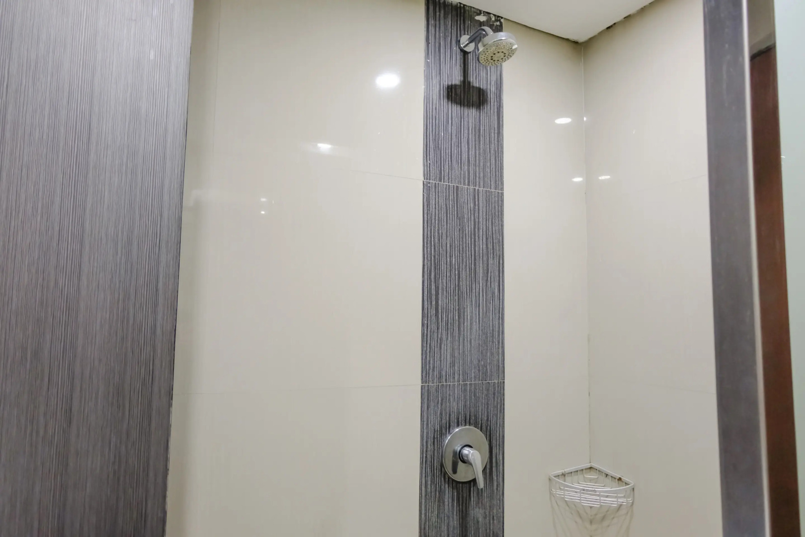 Townhouse OAK Series Style Hotel Jember