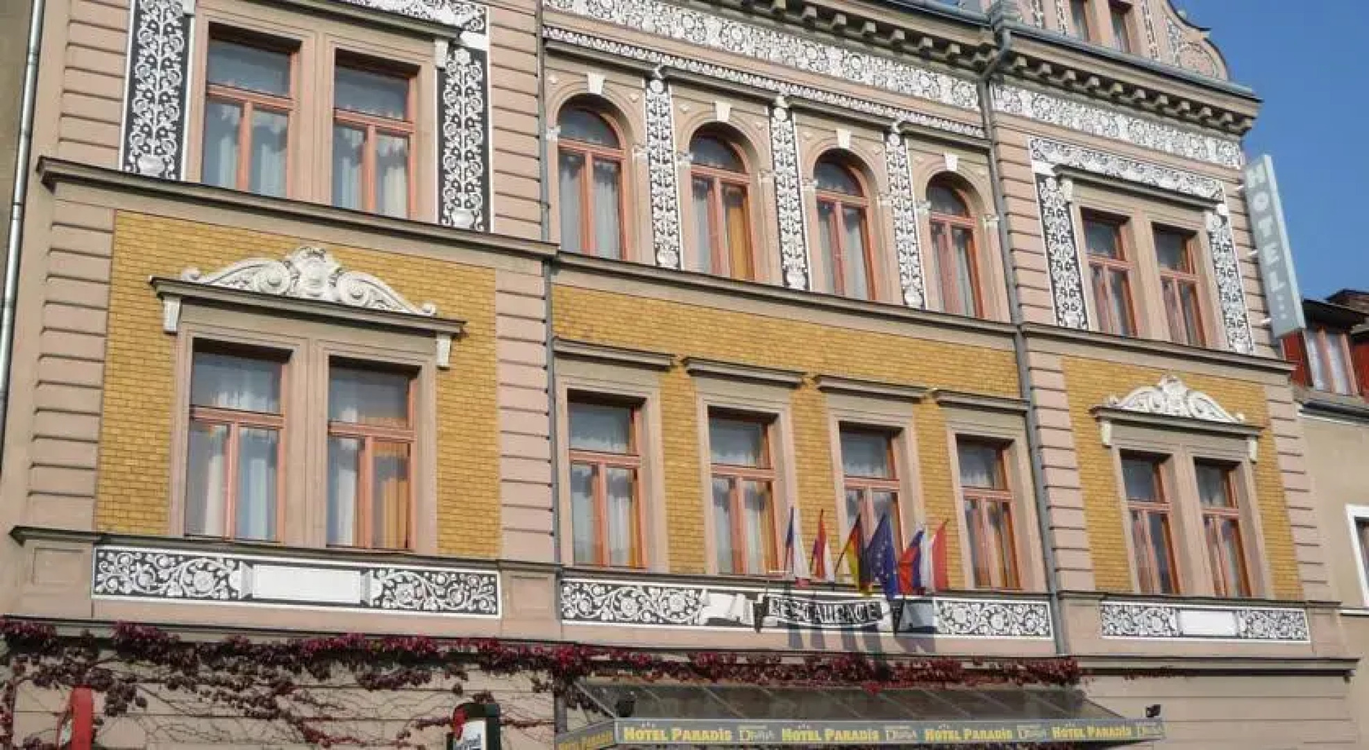 Hotel Paradis