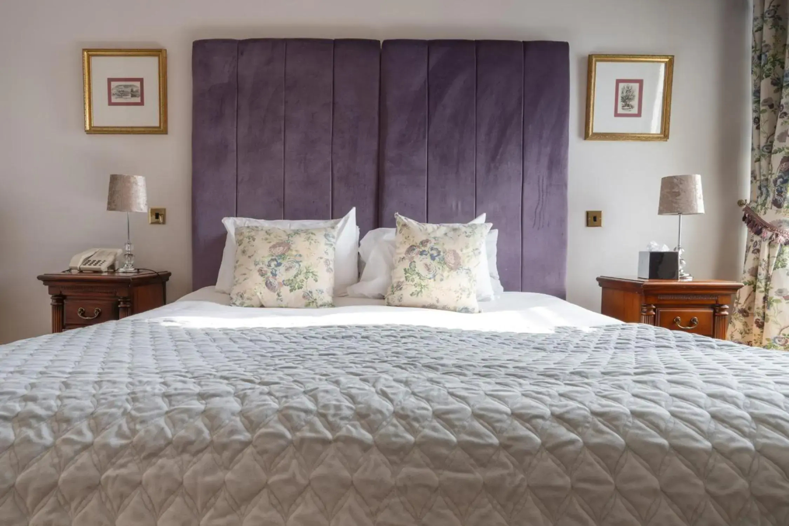 Waterton Park Hotel