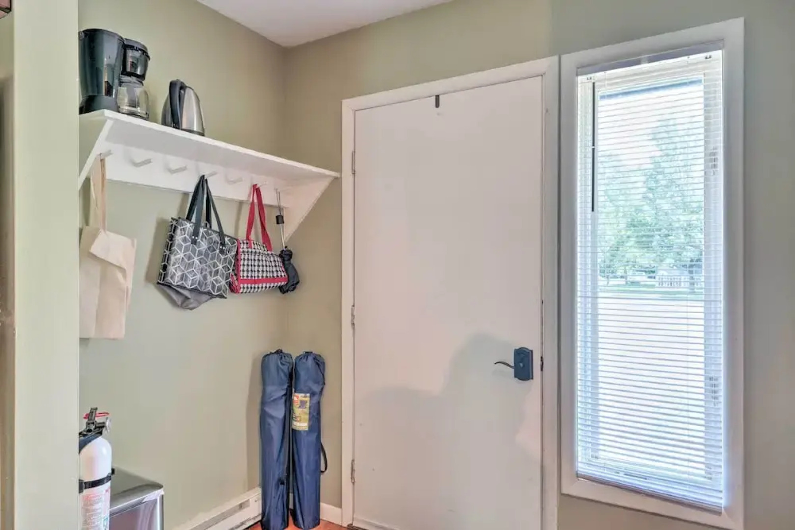 Townhome w/ Fireplace - Walk to Chairlift!