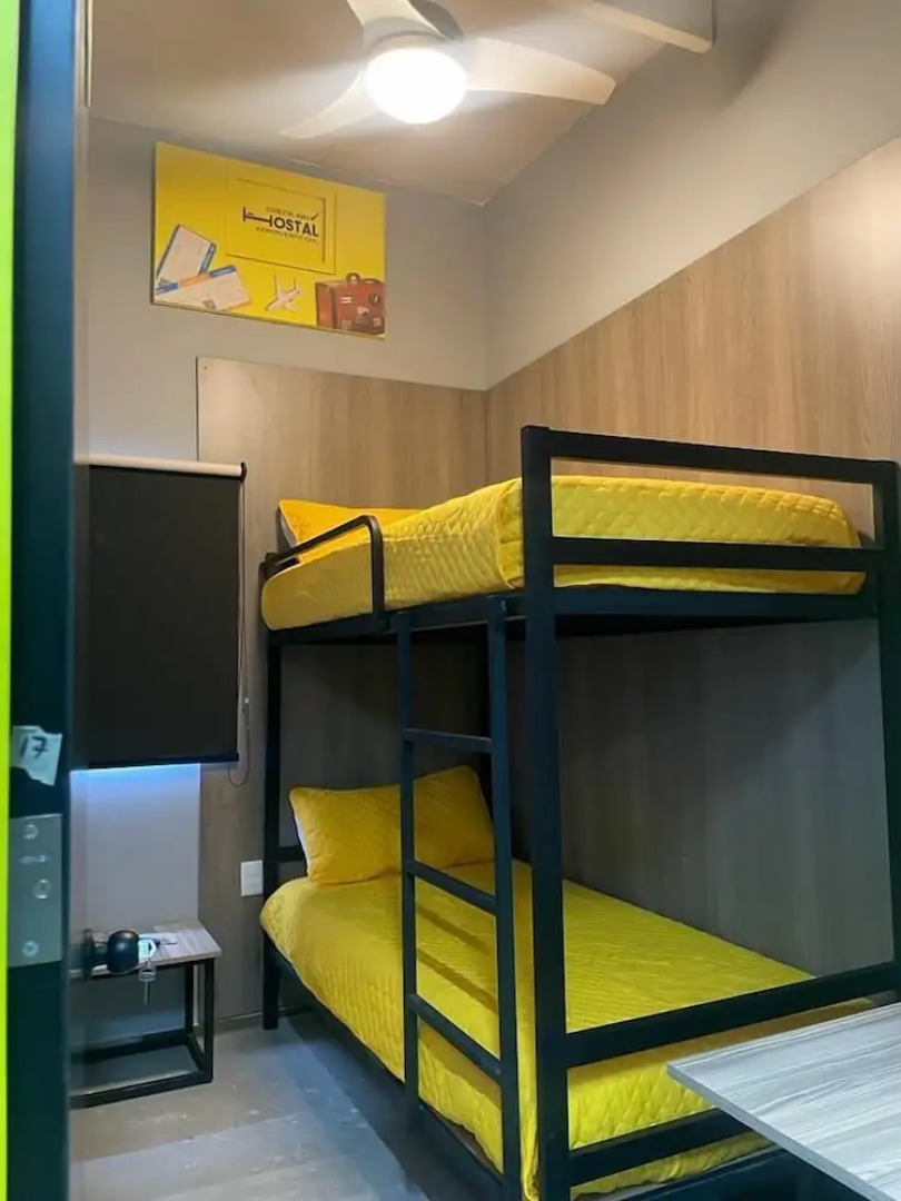 CHECK INN HOSTAL AEROPUERTO GDL - Hostel