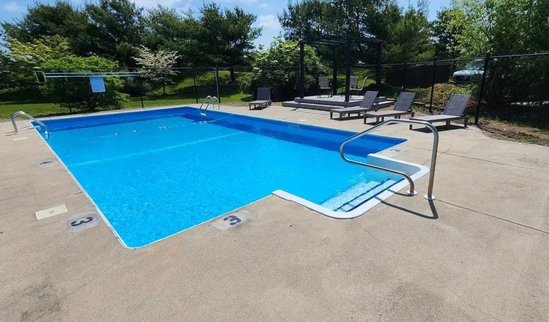 Red Roof Inn & Suites Newport – Middletown, RI