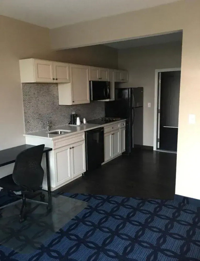 Riverside Inn Hannibal