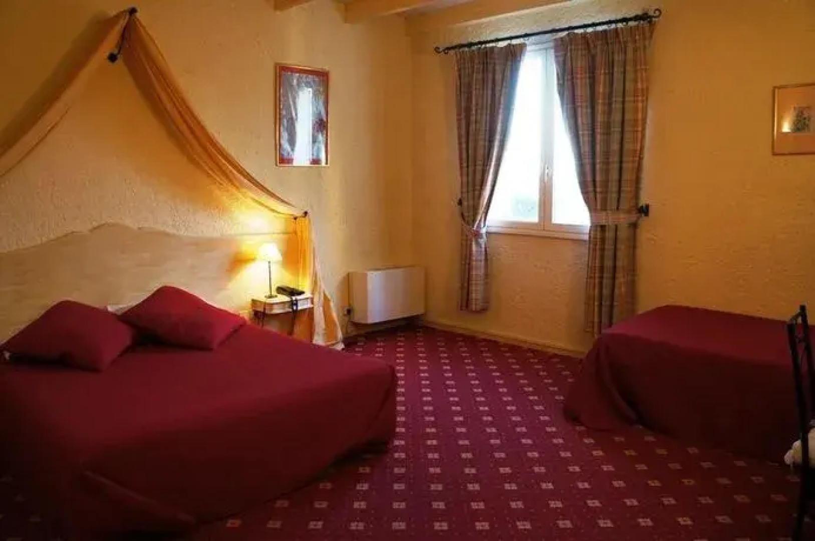 Golden Tulip Sky Gate