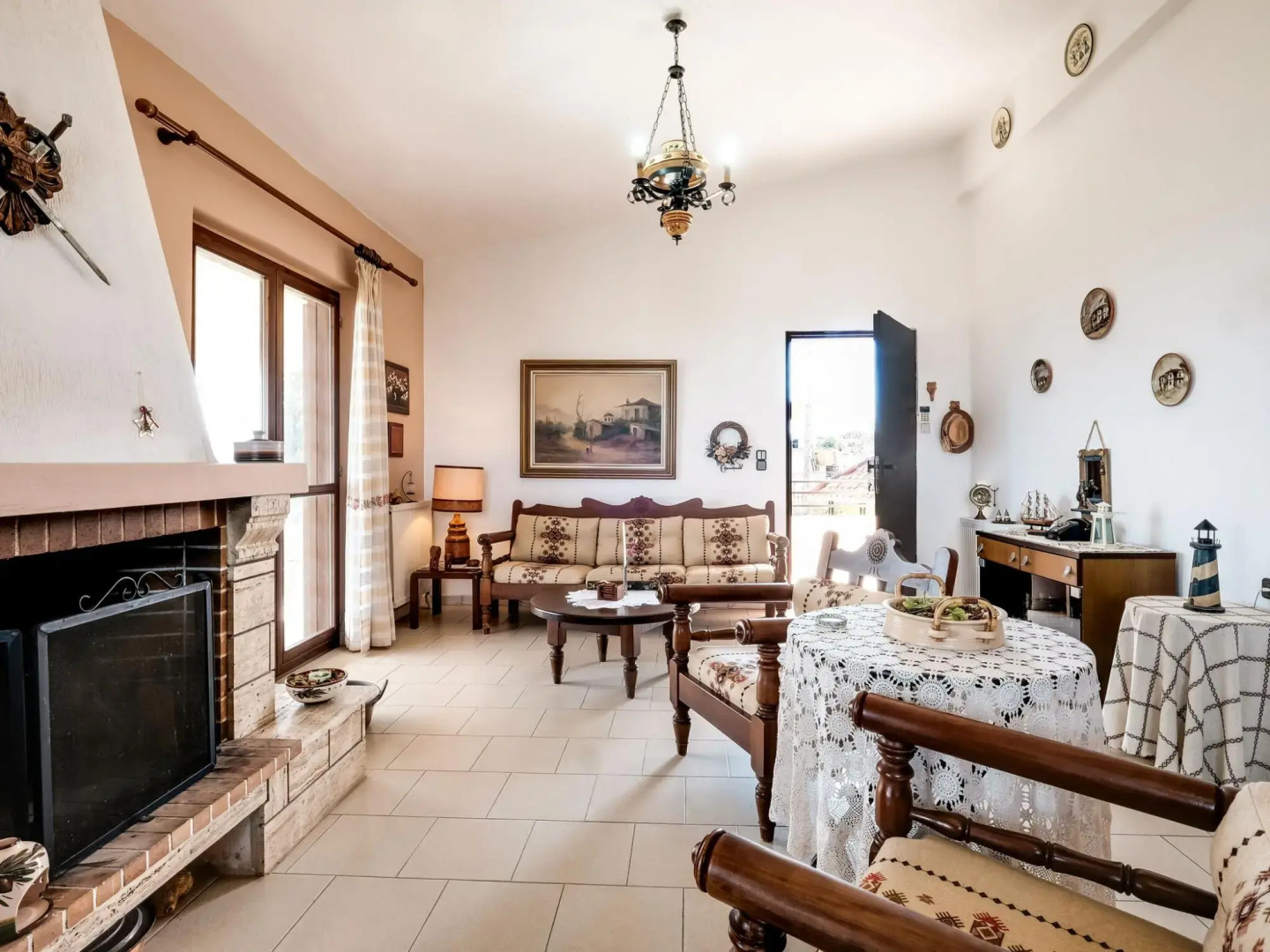 Holiday Villa With sea View in Paralia Avlidas