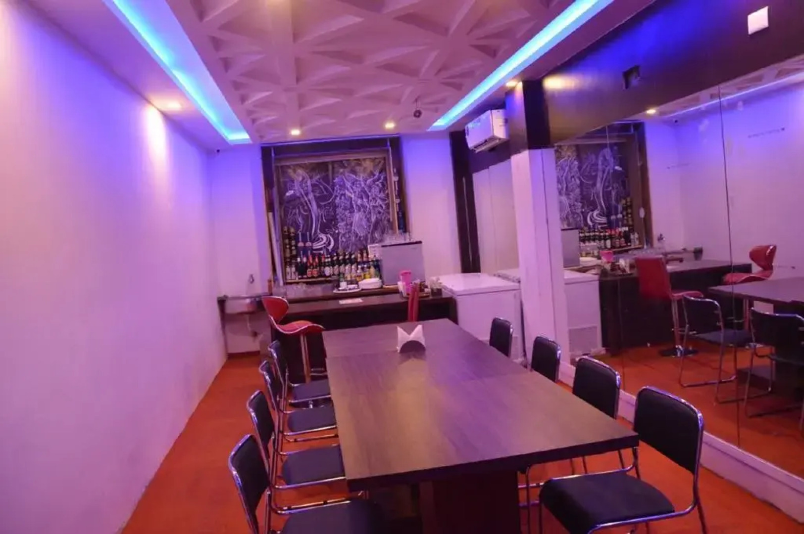 Seamens Club N Hotel