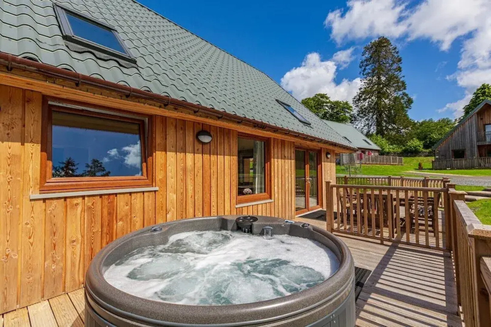 Lord Galloway 38 With Hot Tub, Newton Stewart