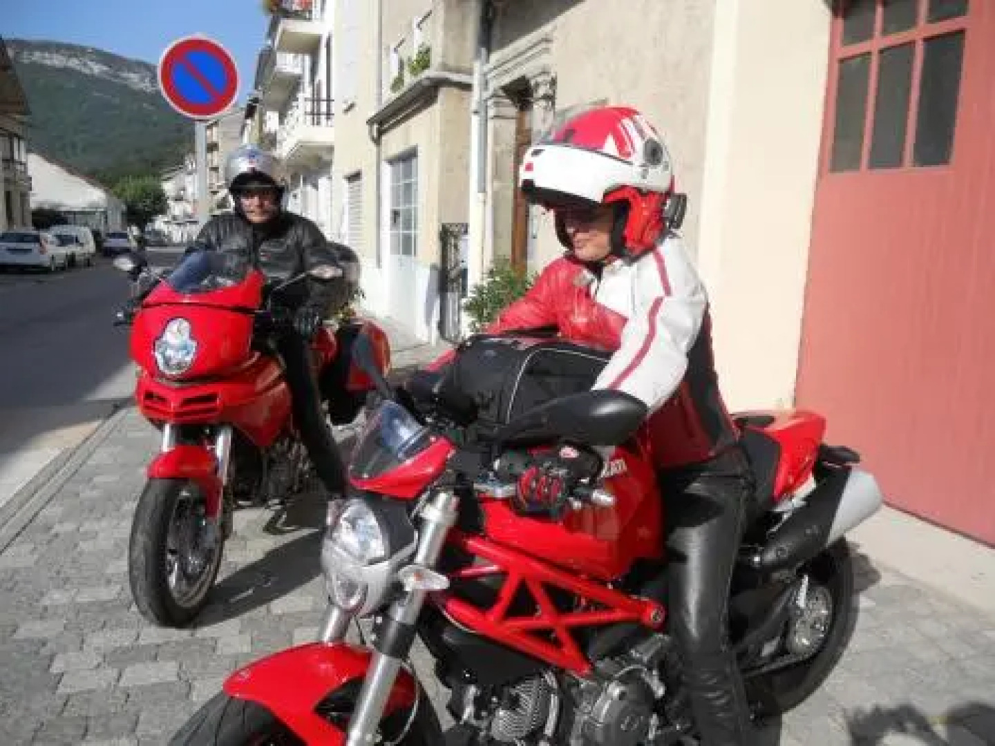 Les Hirondelles Chambres dHôtes