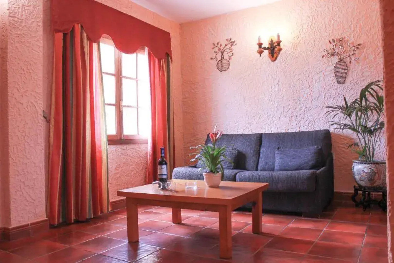 Holiday Home El Castillo - BUV134