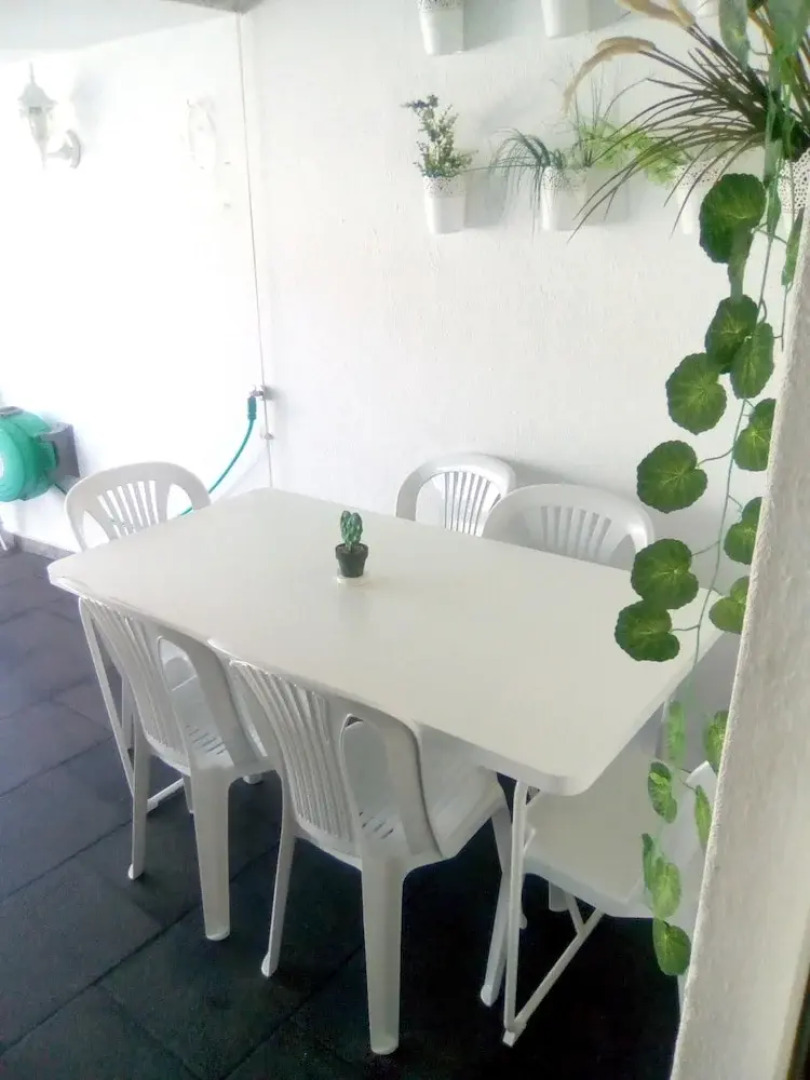 House With 4 Bedrooms in Corroios, With Pool Access, Enclosed Garden a