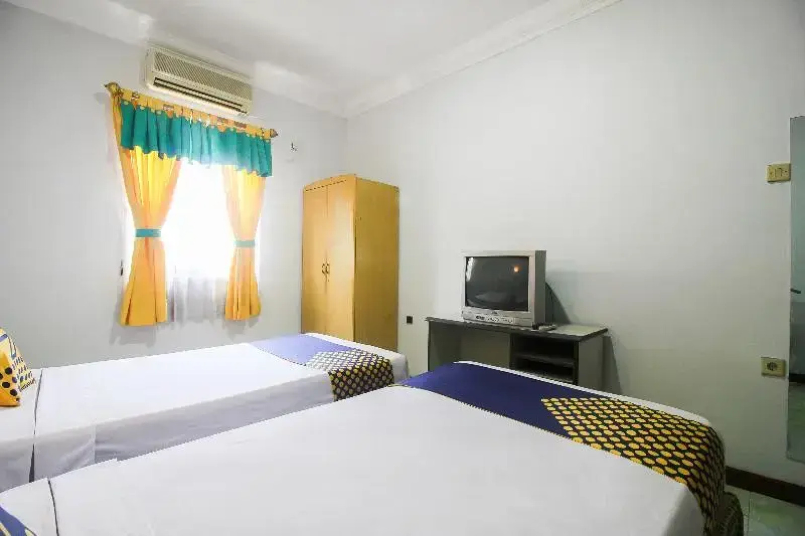 Spot On 2721 Wisma Dahlia