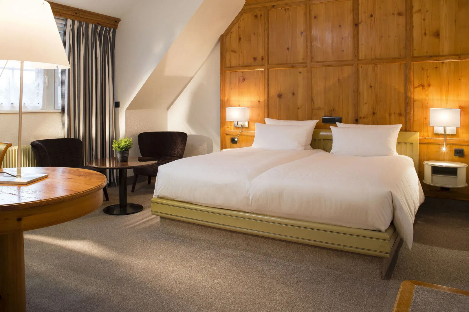 Le Parc Hôtel devient YONA